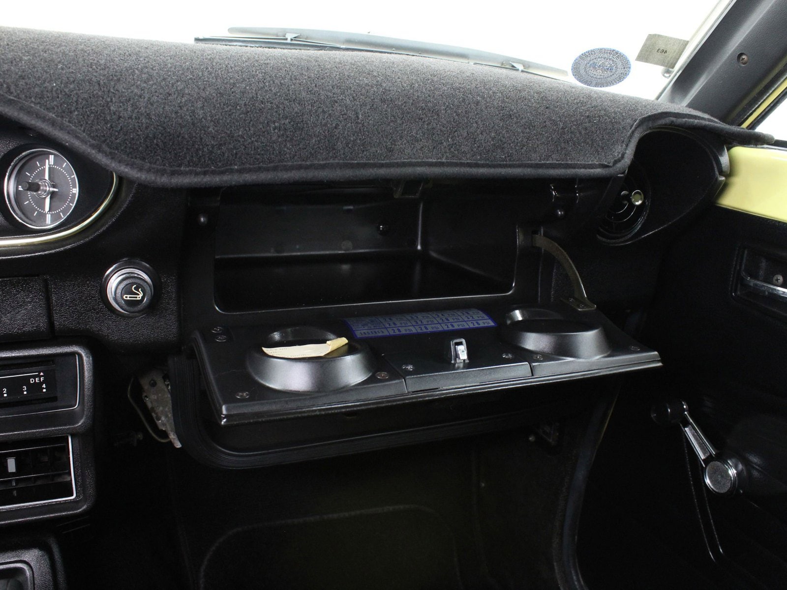 1974 Datsun 710 47