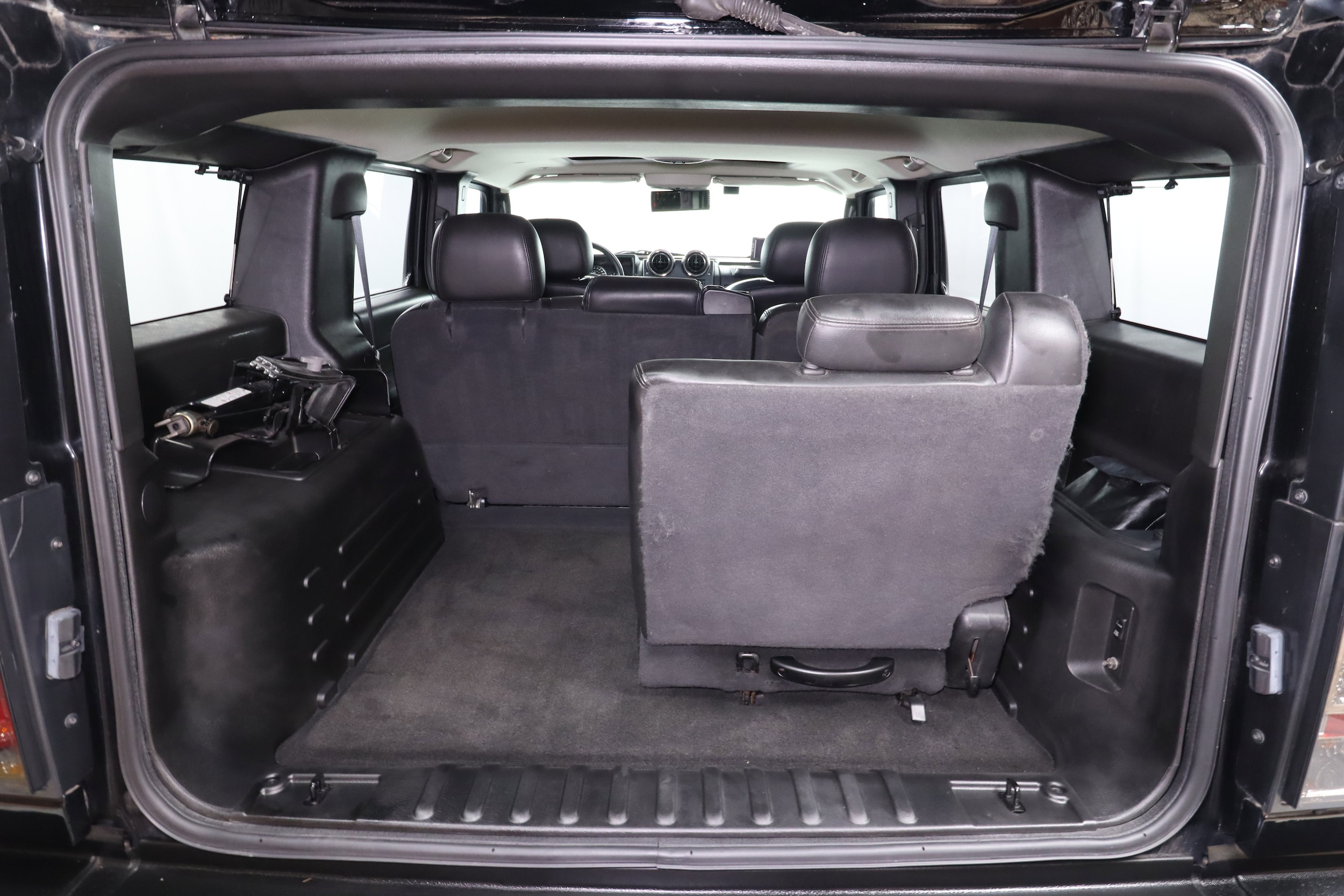 2005 HUMMER H2 30