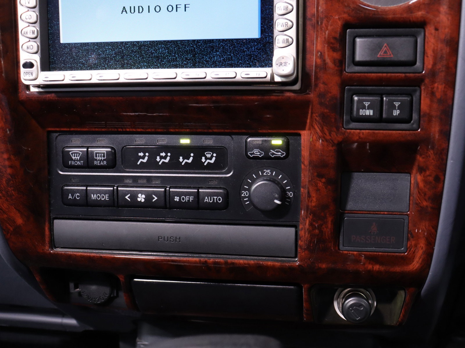 1999 Toyota Land Cruiser Prado 14