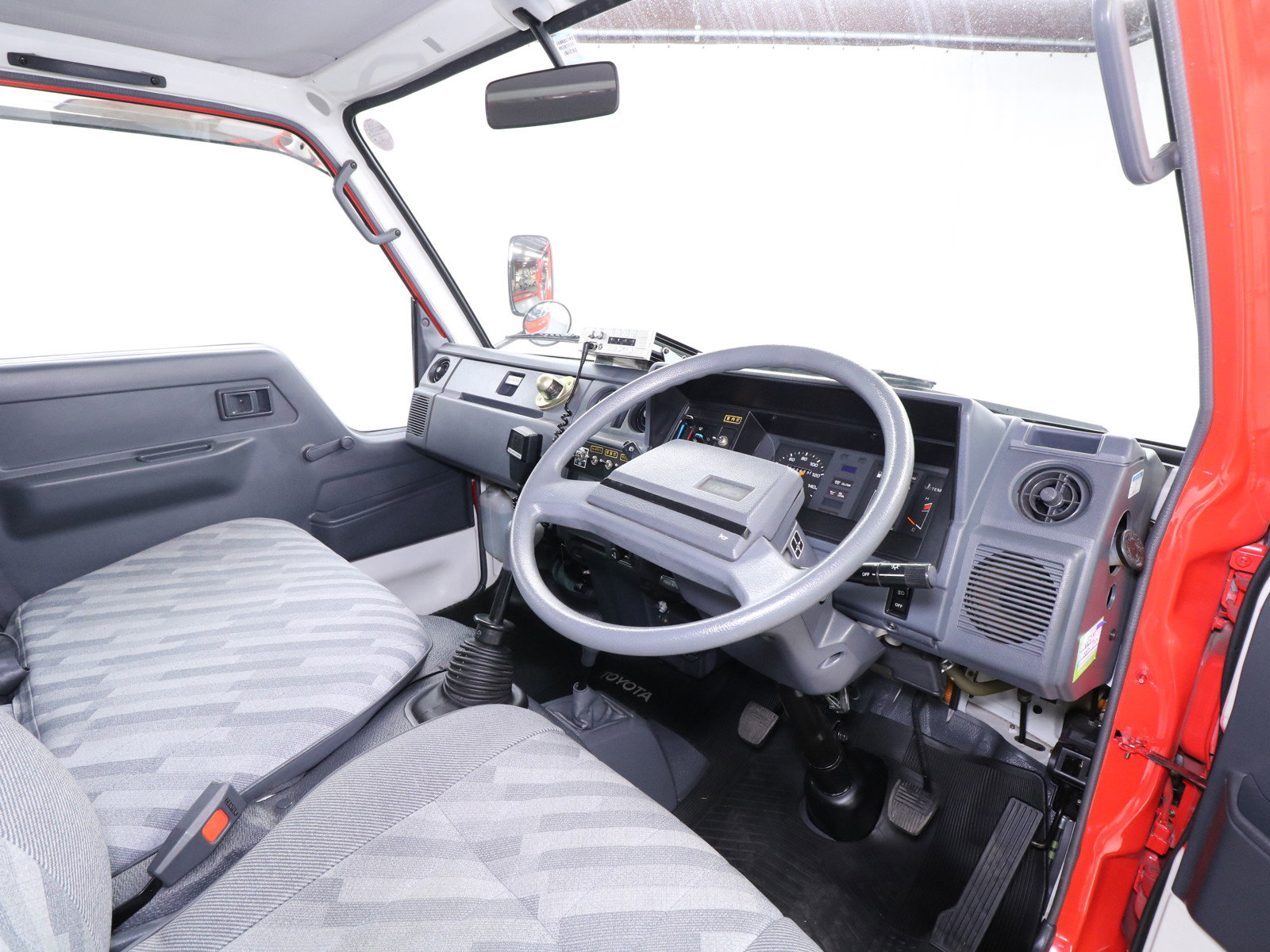 1992 Toyota Hiace 9