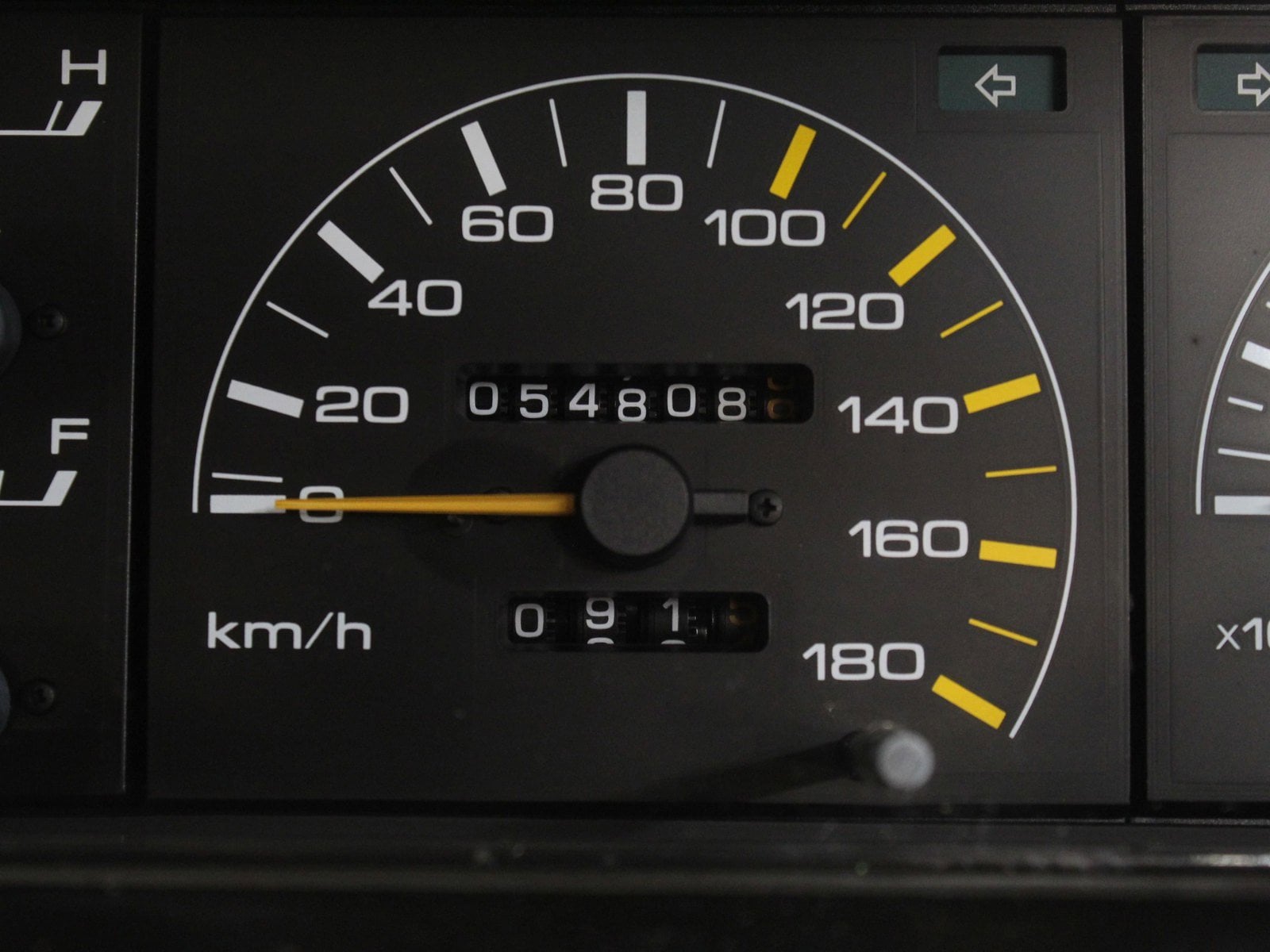 1983 Nissan Gloria 41