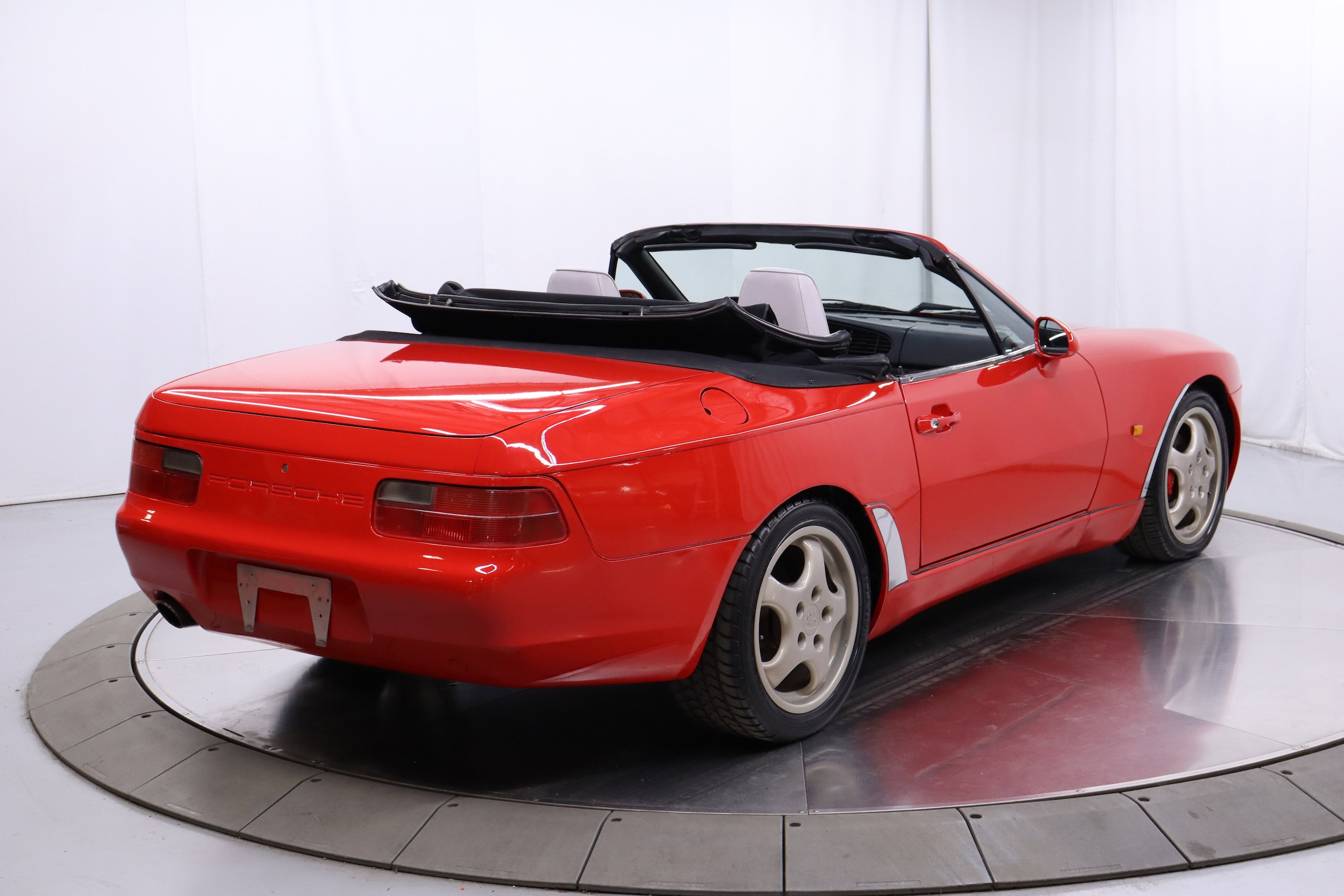 1992 Porsche 968 17