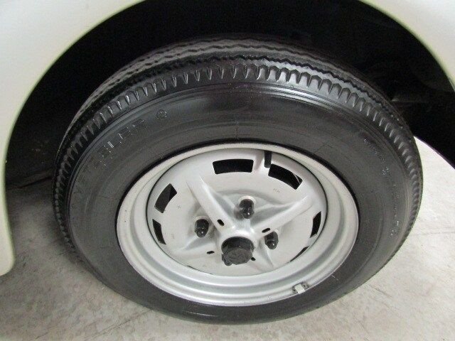 1977 Volkswagen Beetle 37