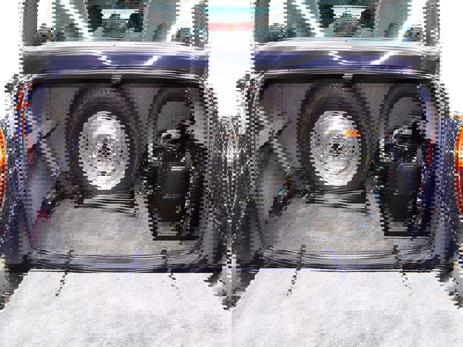 1993 Carbodies Big Ben 28