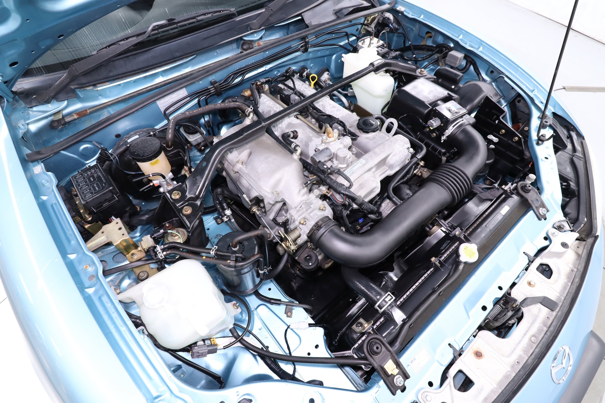 2000 Mazda Roadster 26