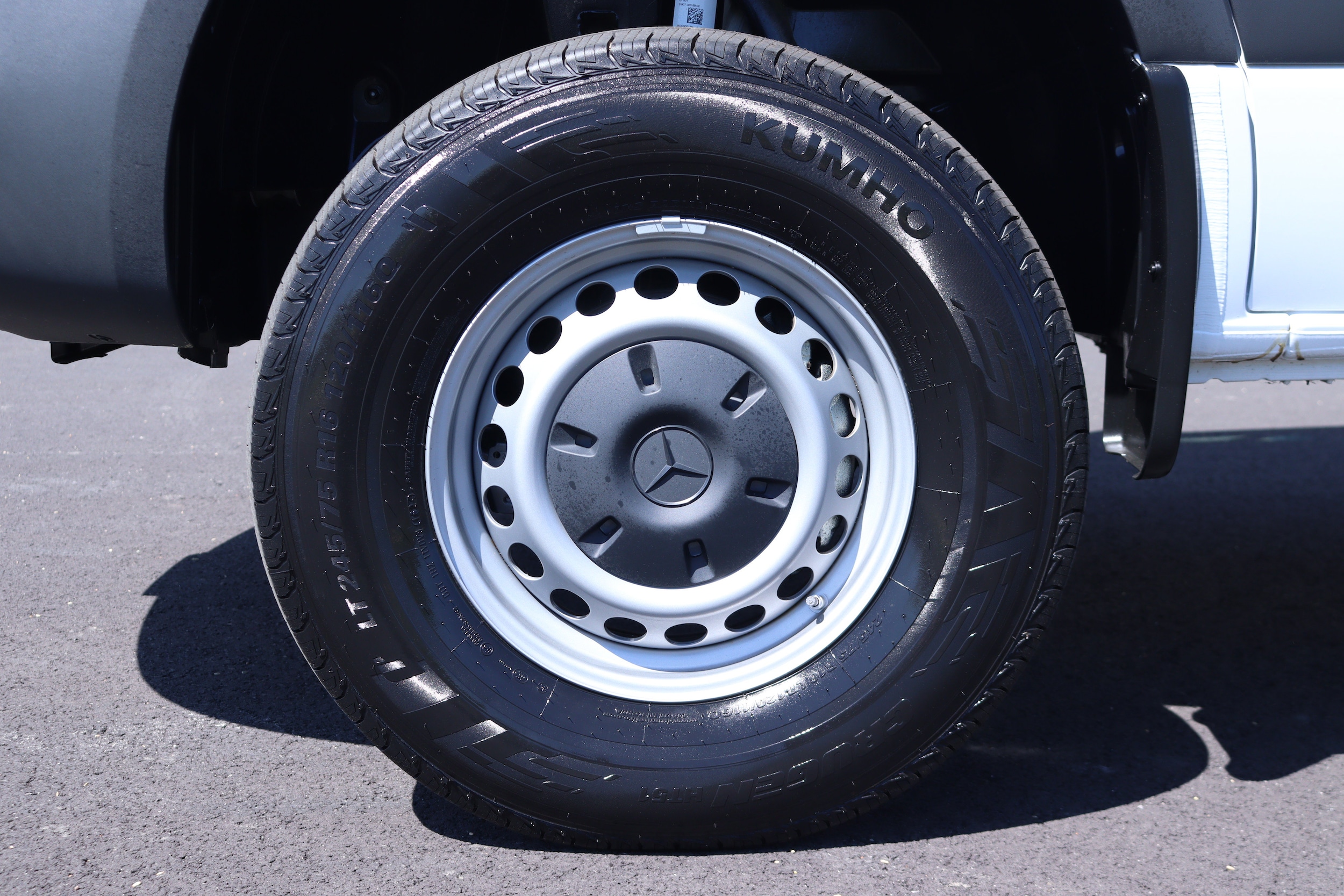 2025 Mercedes-Benz Sprinter 2500 26