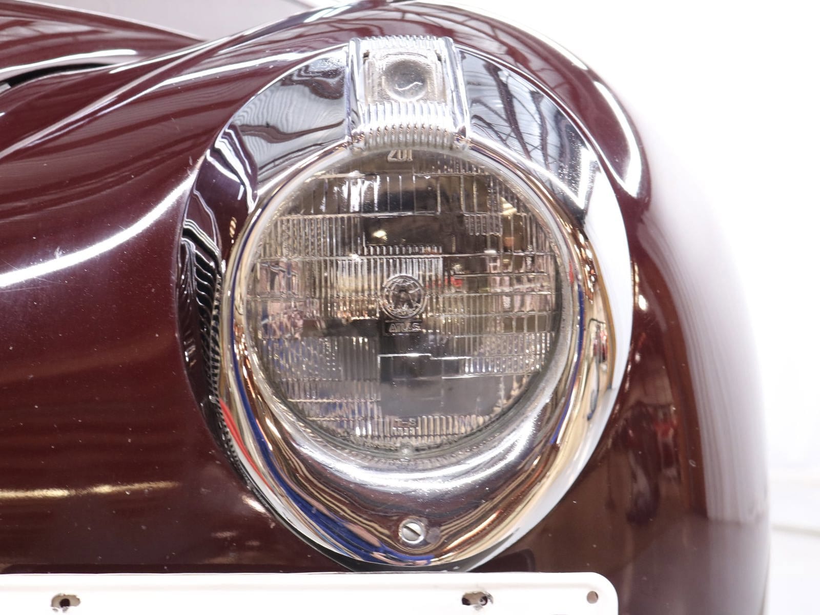 1940 Ford Coupe Deluxe 56