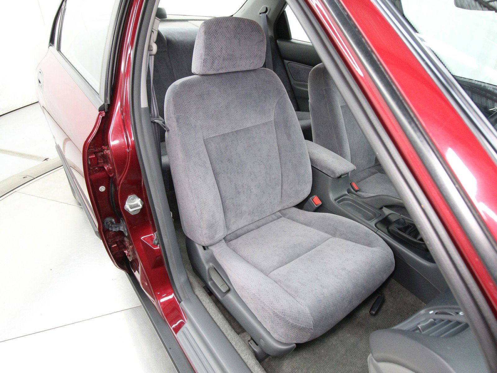 1995 Honda Accord Sdn 19