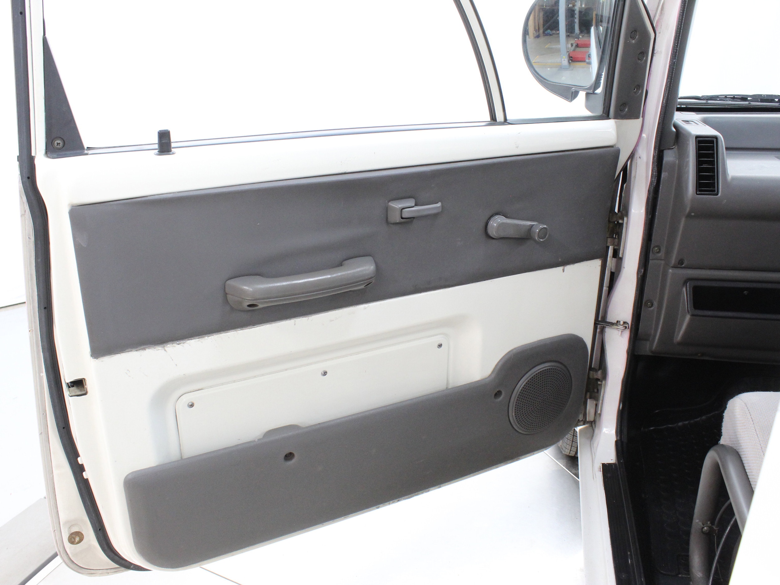 1989 Nissan S-Cargo 20