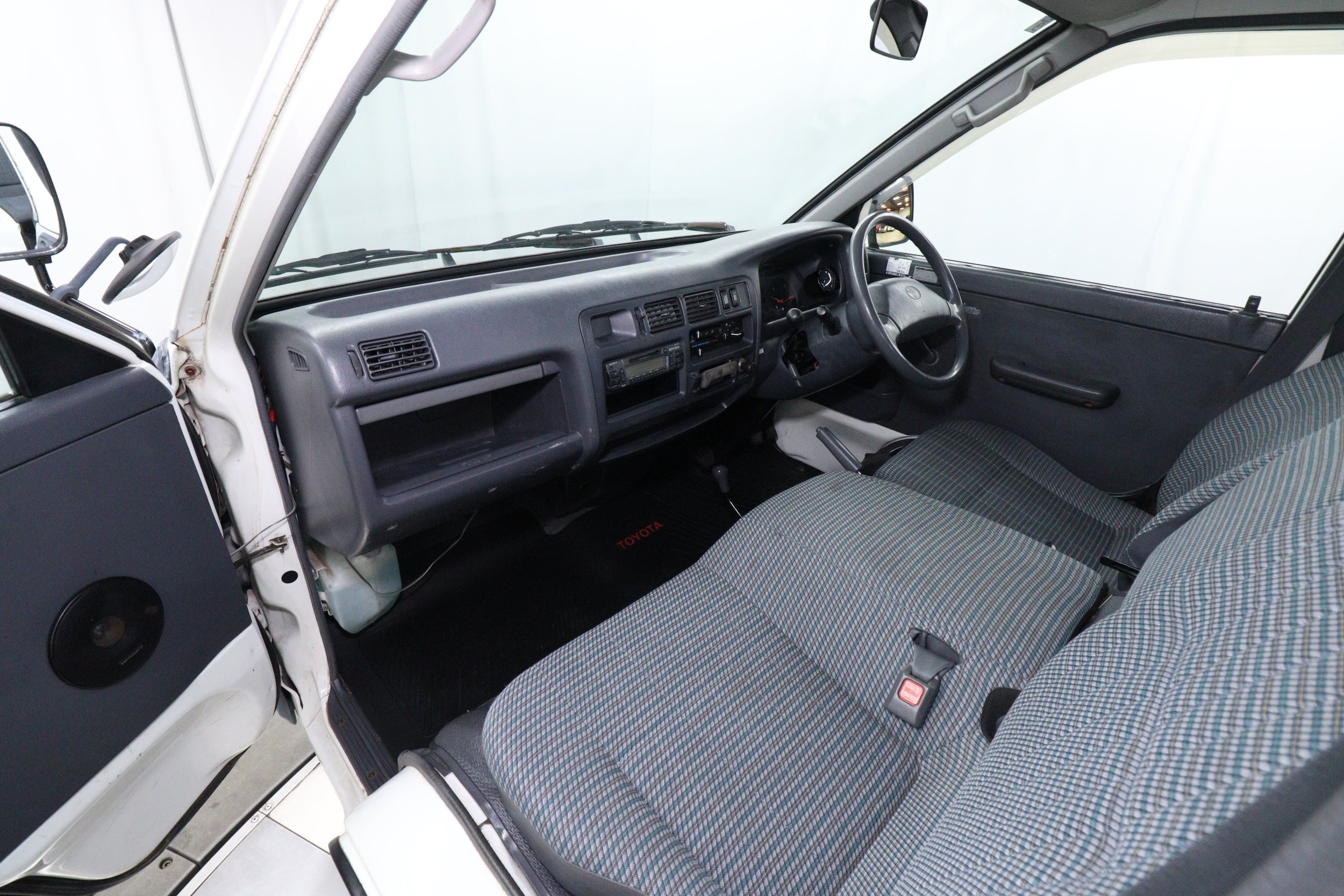1997 Toyota Town Ace 17