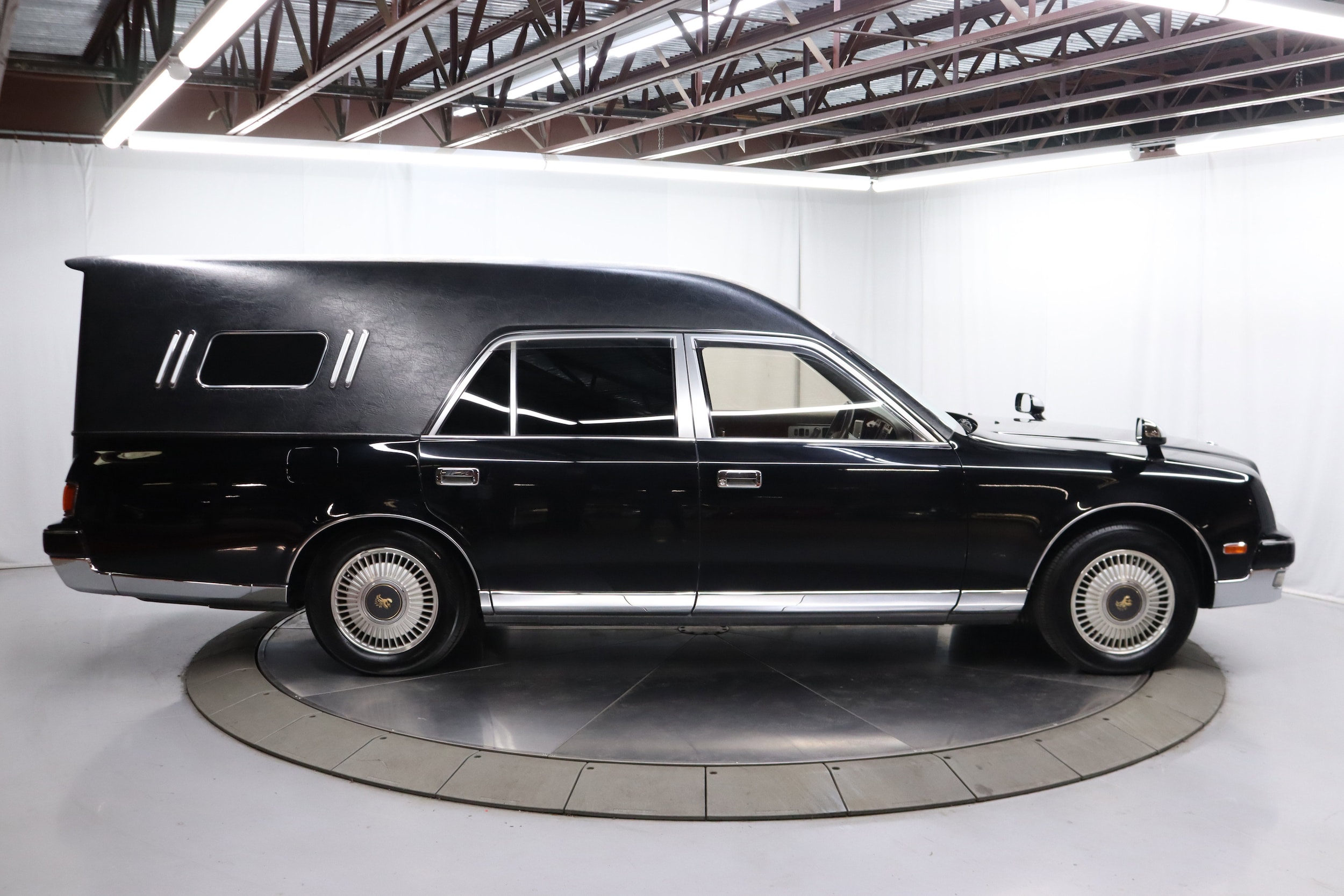 1997 Toyota Century 10