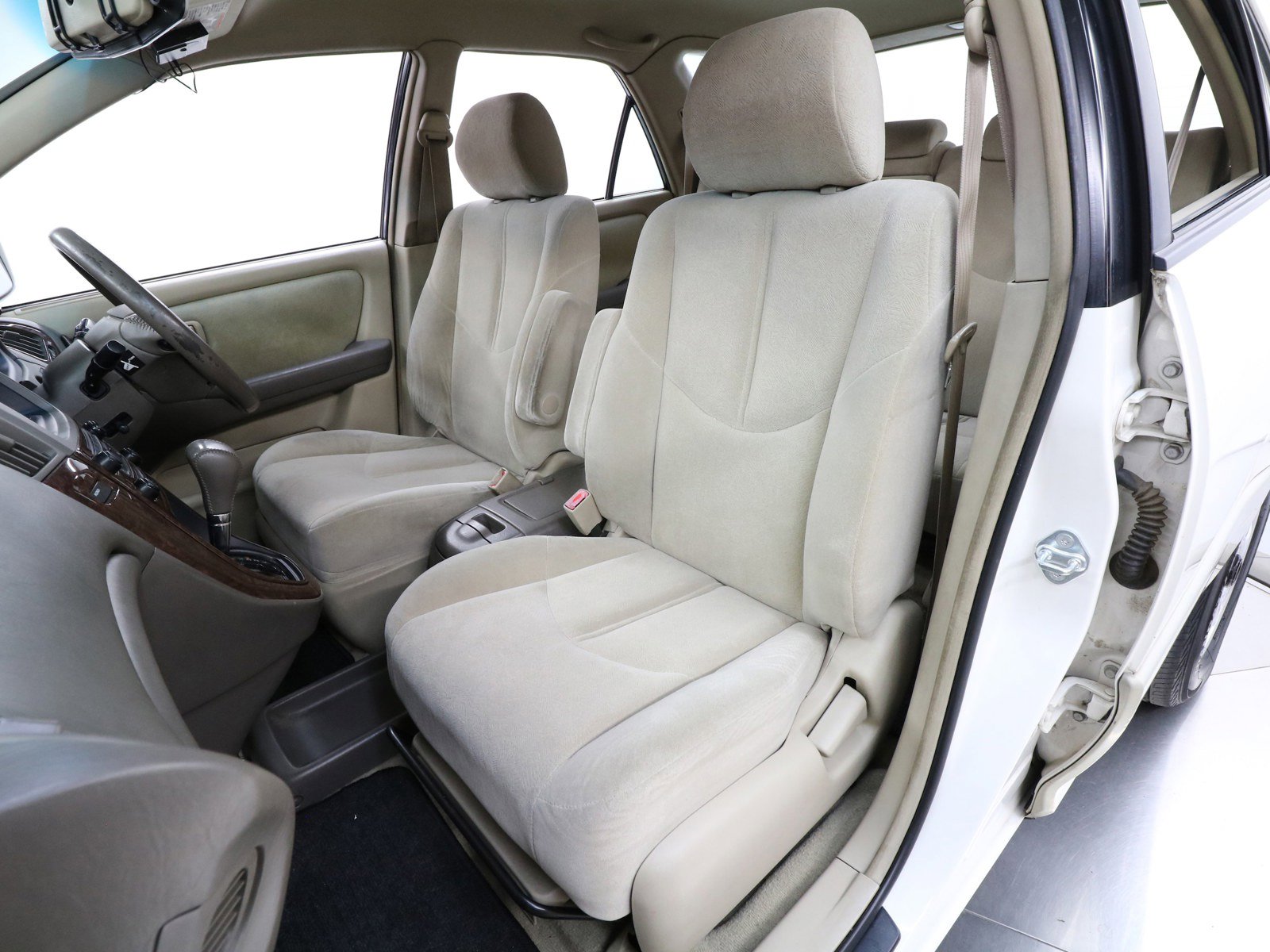 1998 Toyota Harrier 19