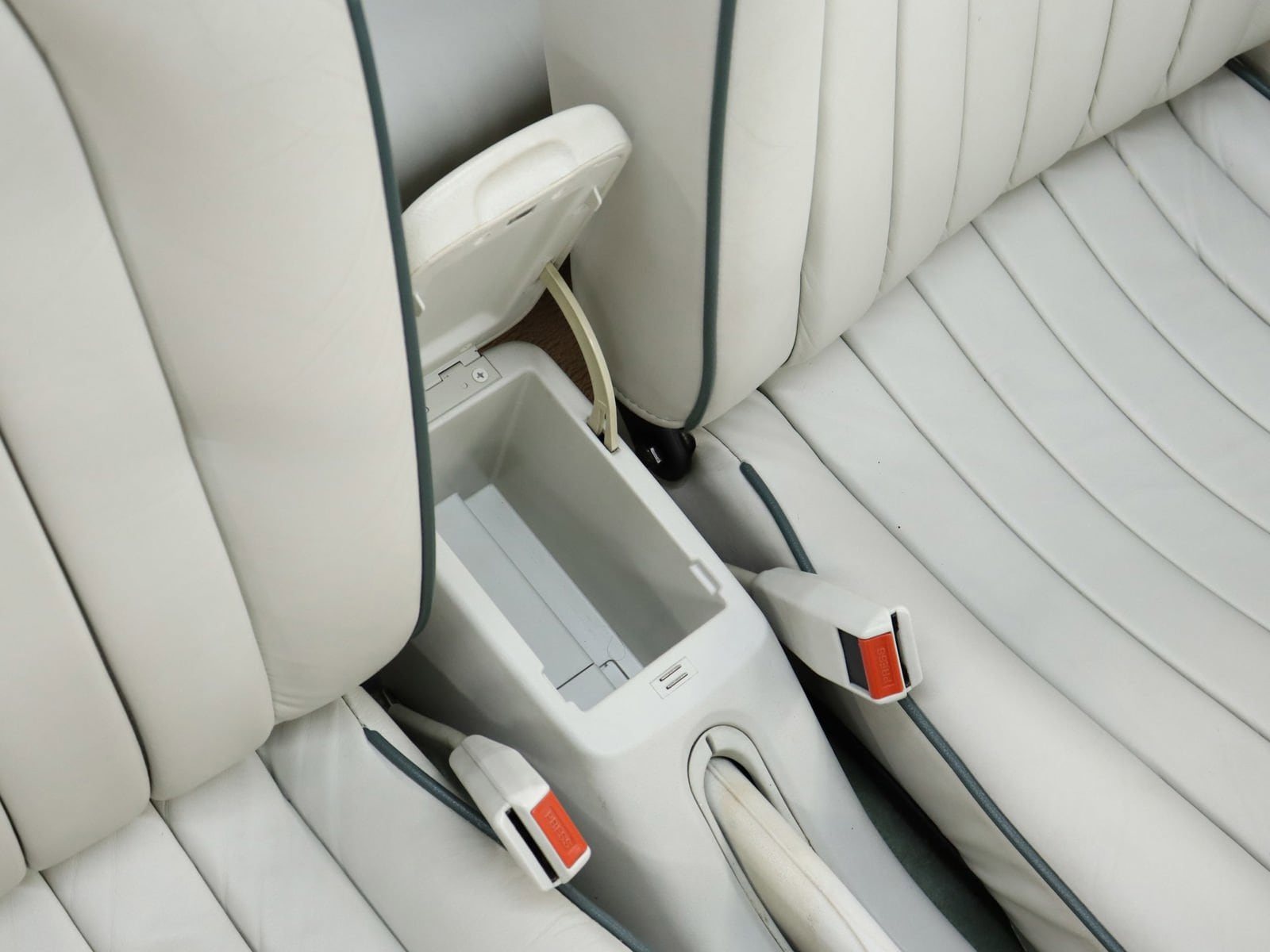 1991 Nissan Figaro 45