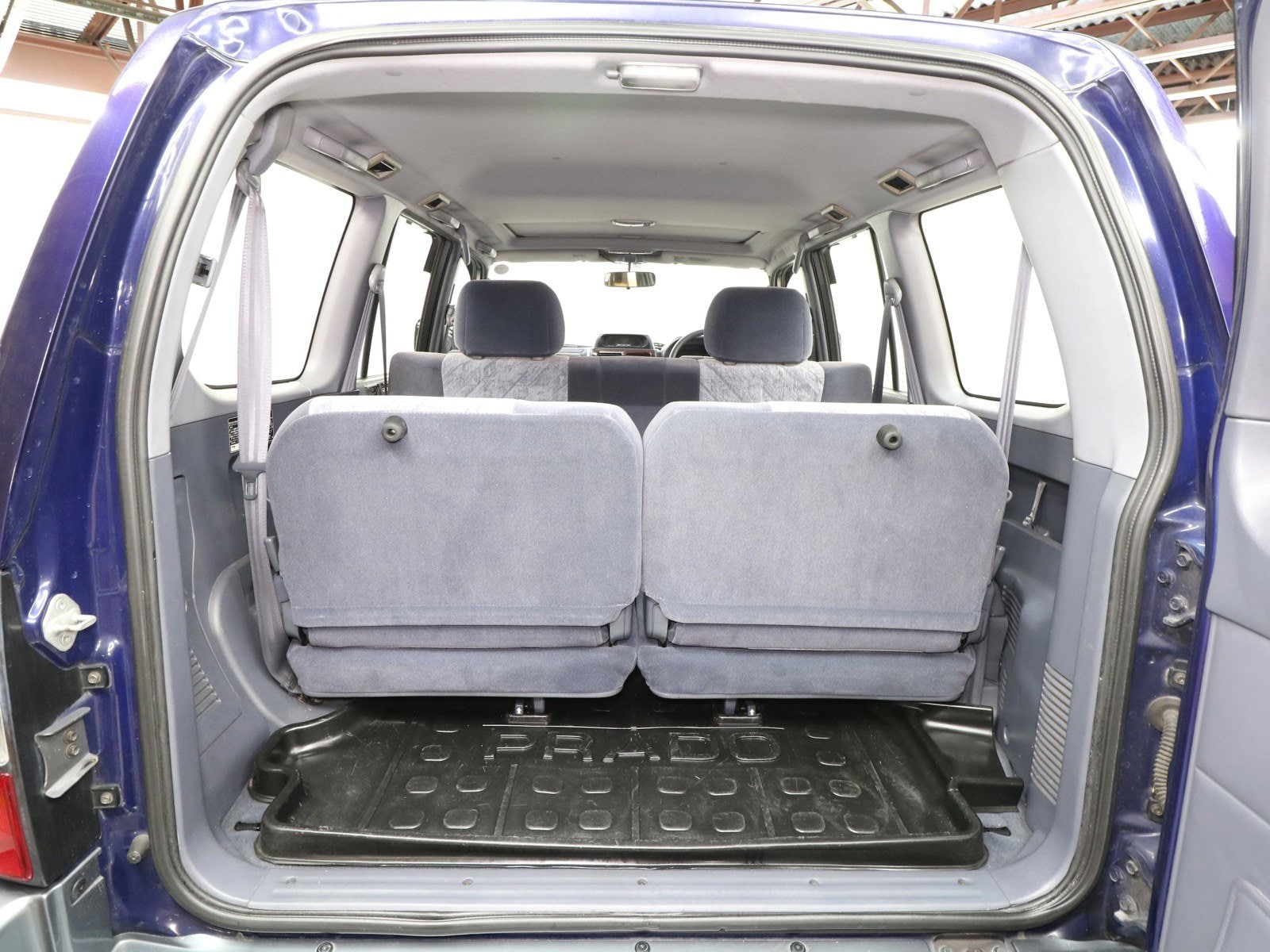 1997 Toyota Land Cruiser Prado 28