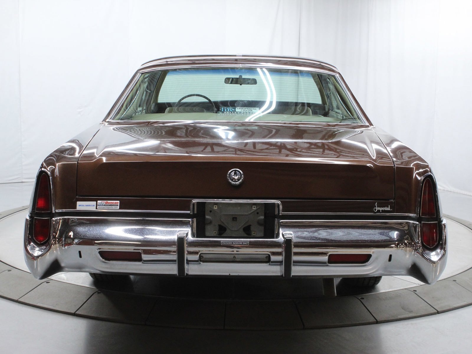 1975 Chrysler Imperial 12