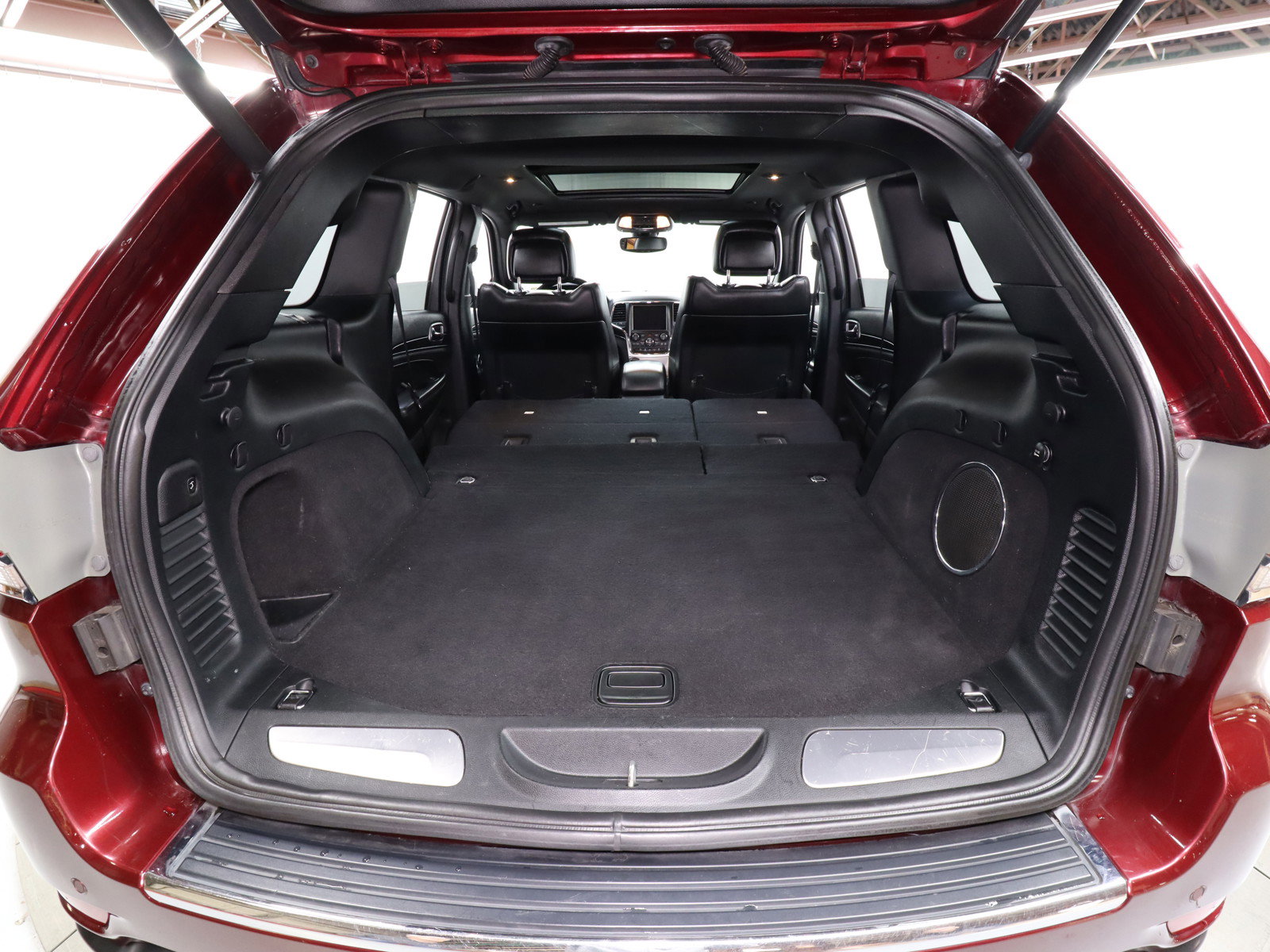 2018 Jeep Grand Cherokee 30