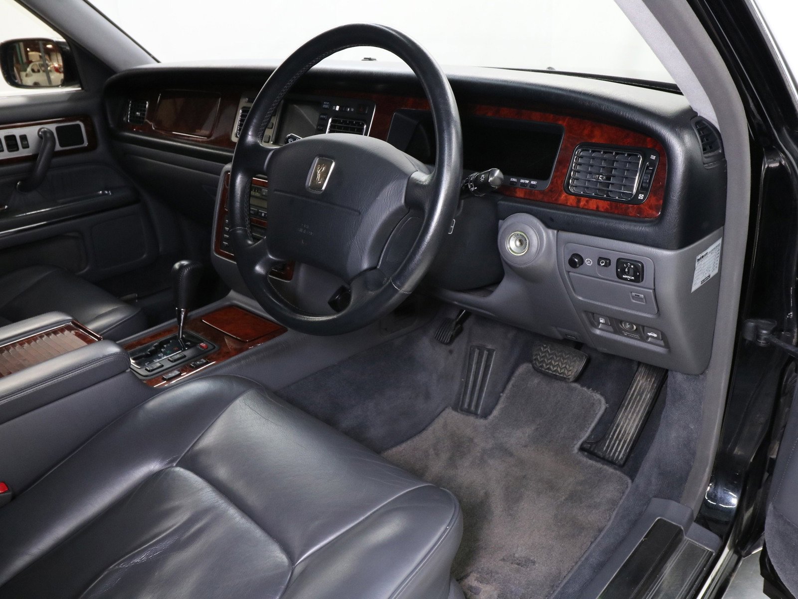 1997 Toyota Century 12