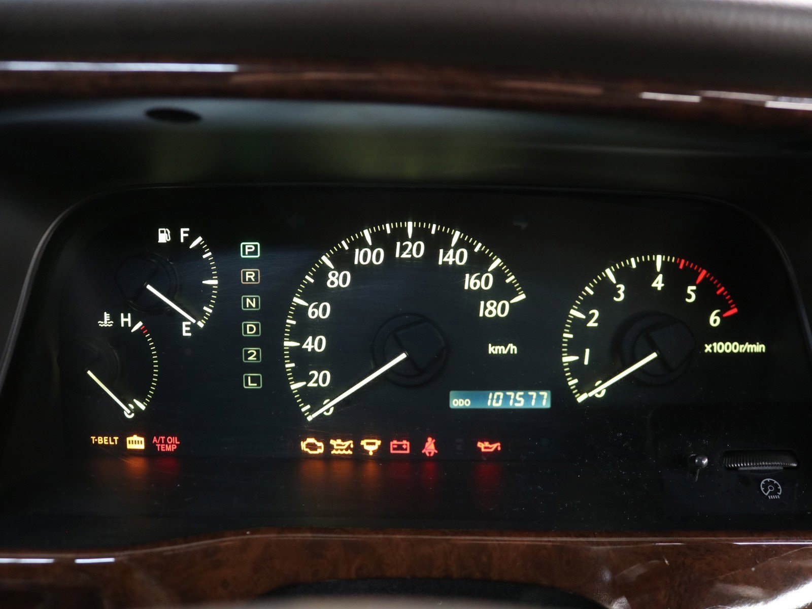 1999 Toyota Hiace 11