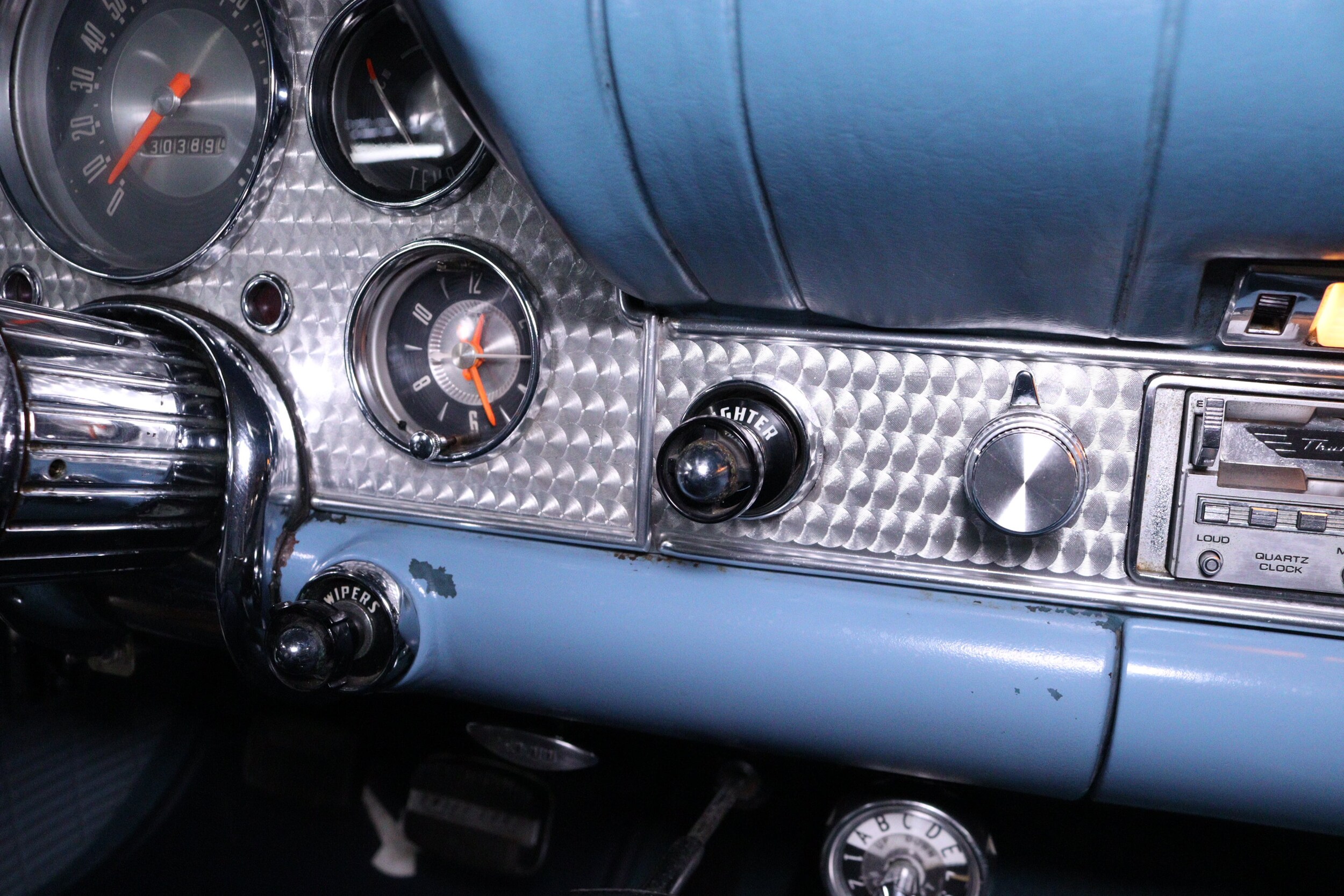1957 Ford Thunderbird 115