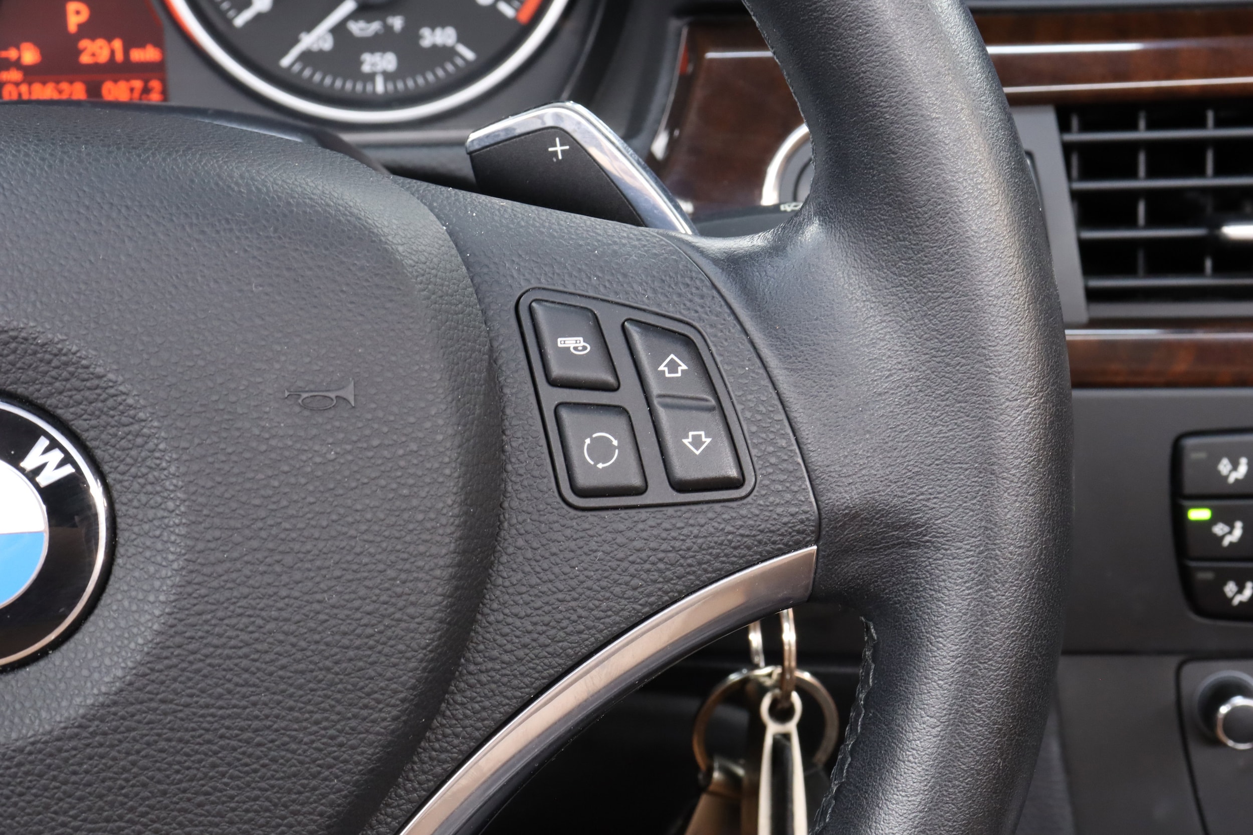 2011 BMW 3 Series 59