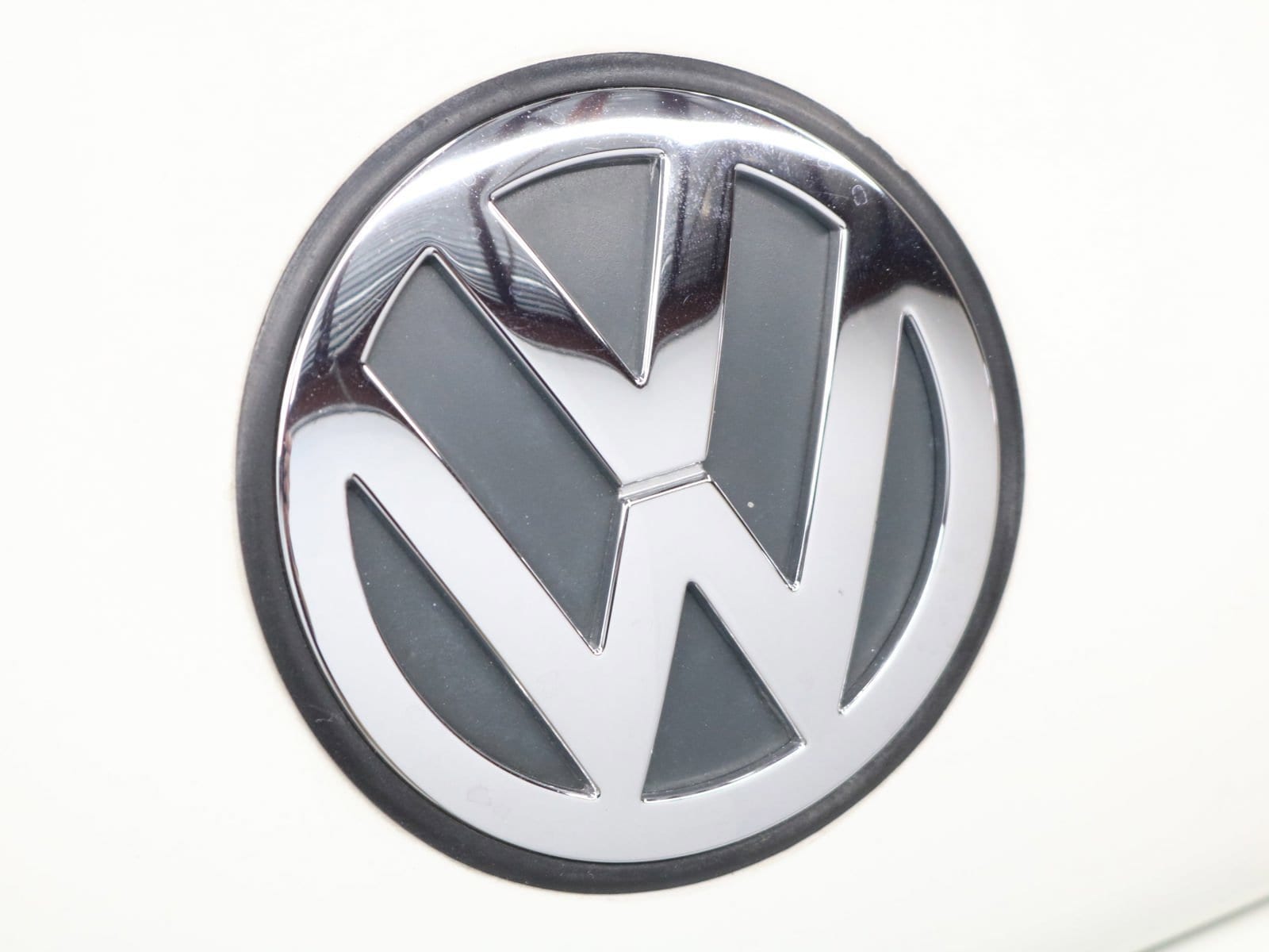 1998 Volkswagen New Beetle 44