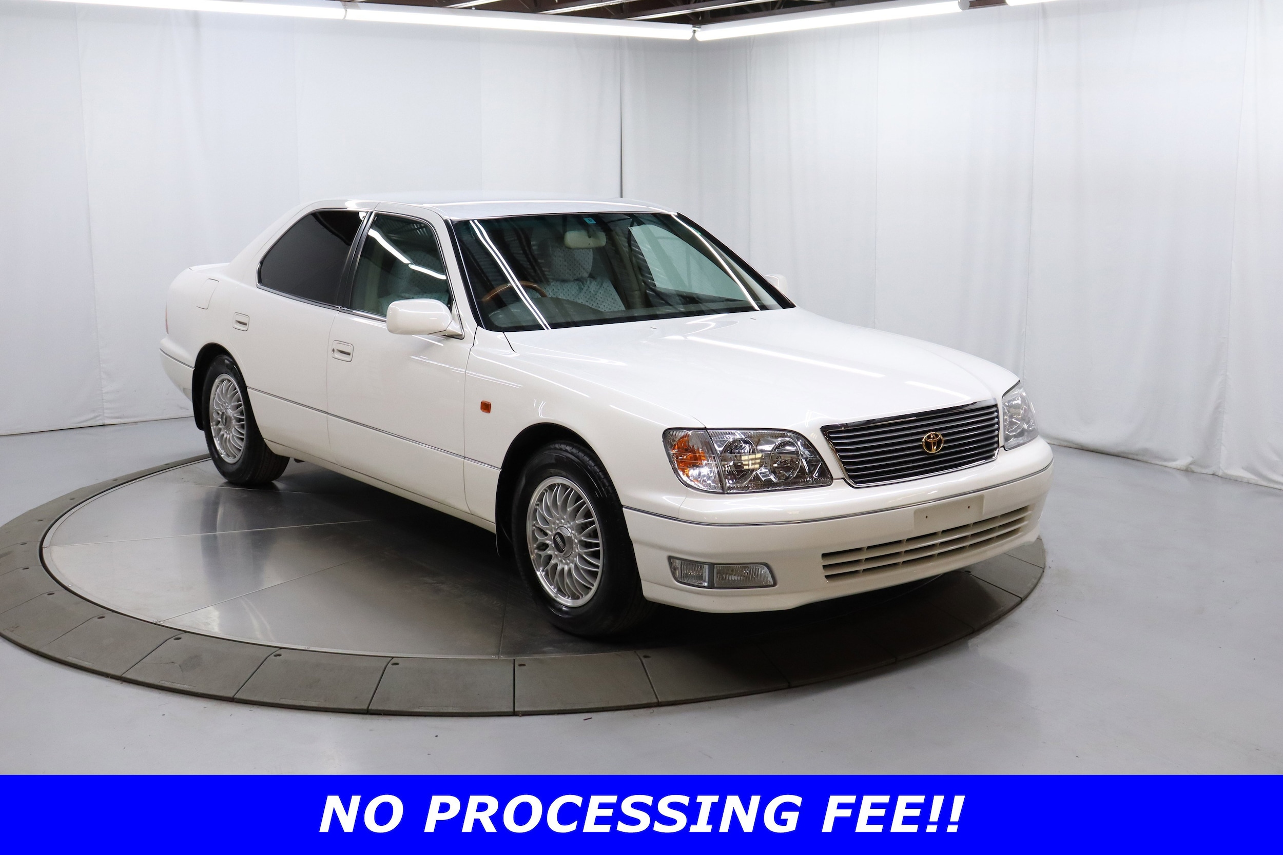 1999 Toyota Celsior 2