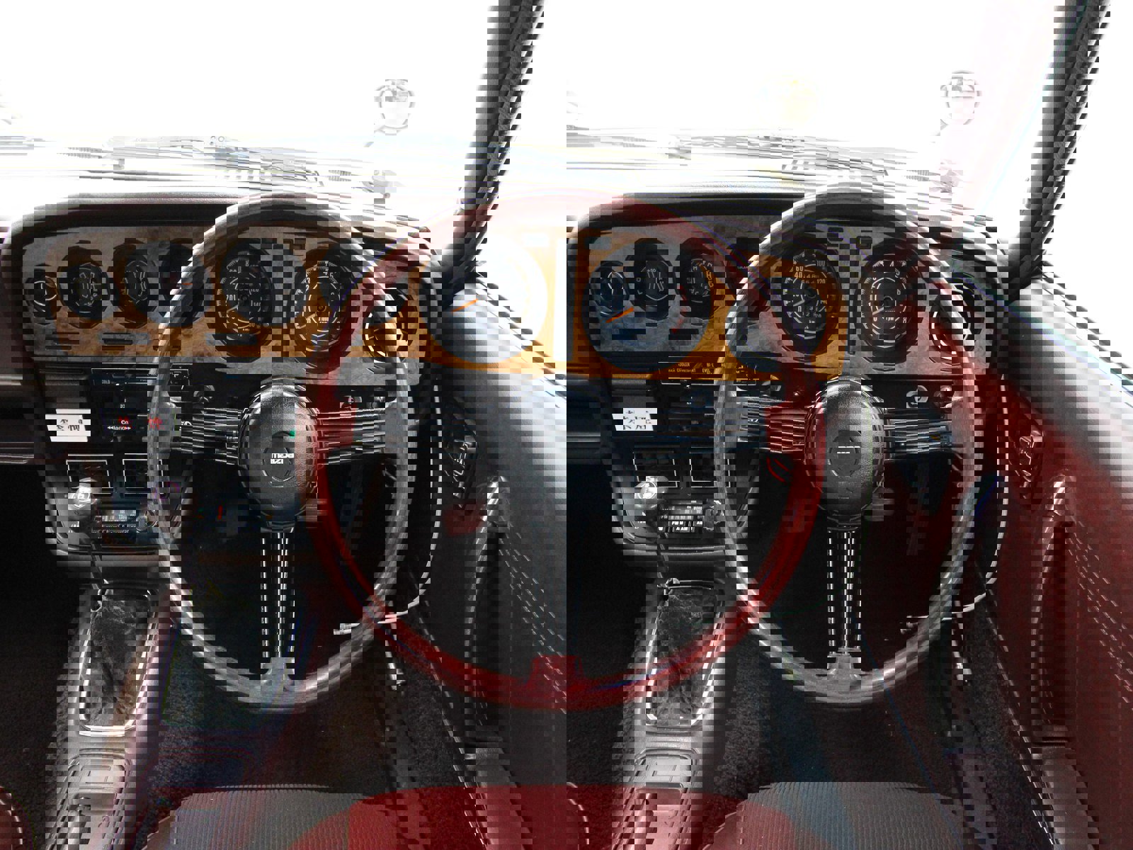 1976 Mazda Cosmo 10