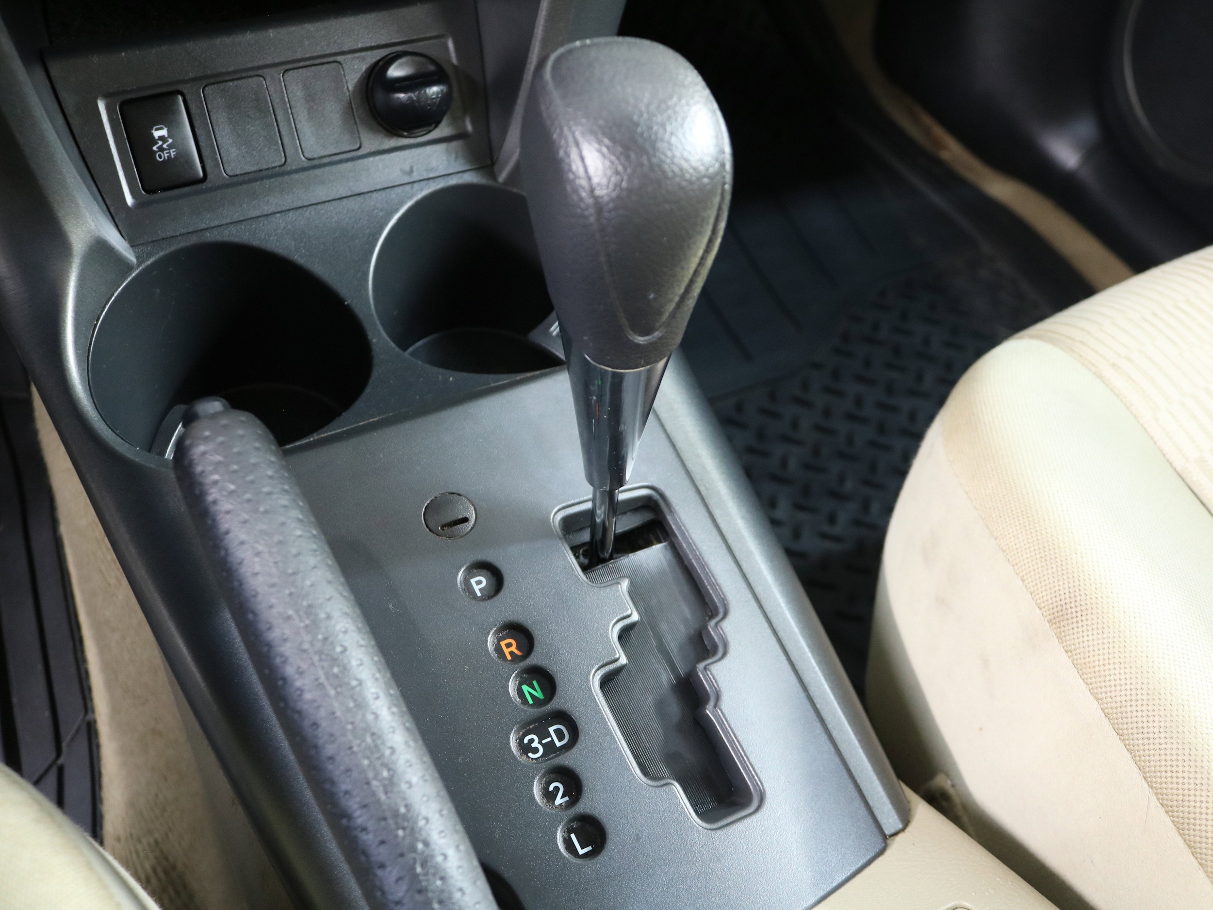 2010 Toyota RAV4 15