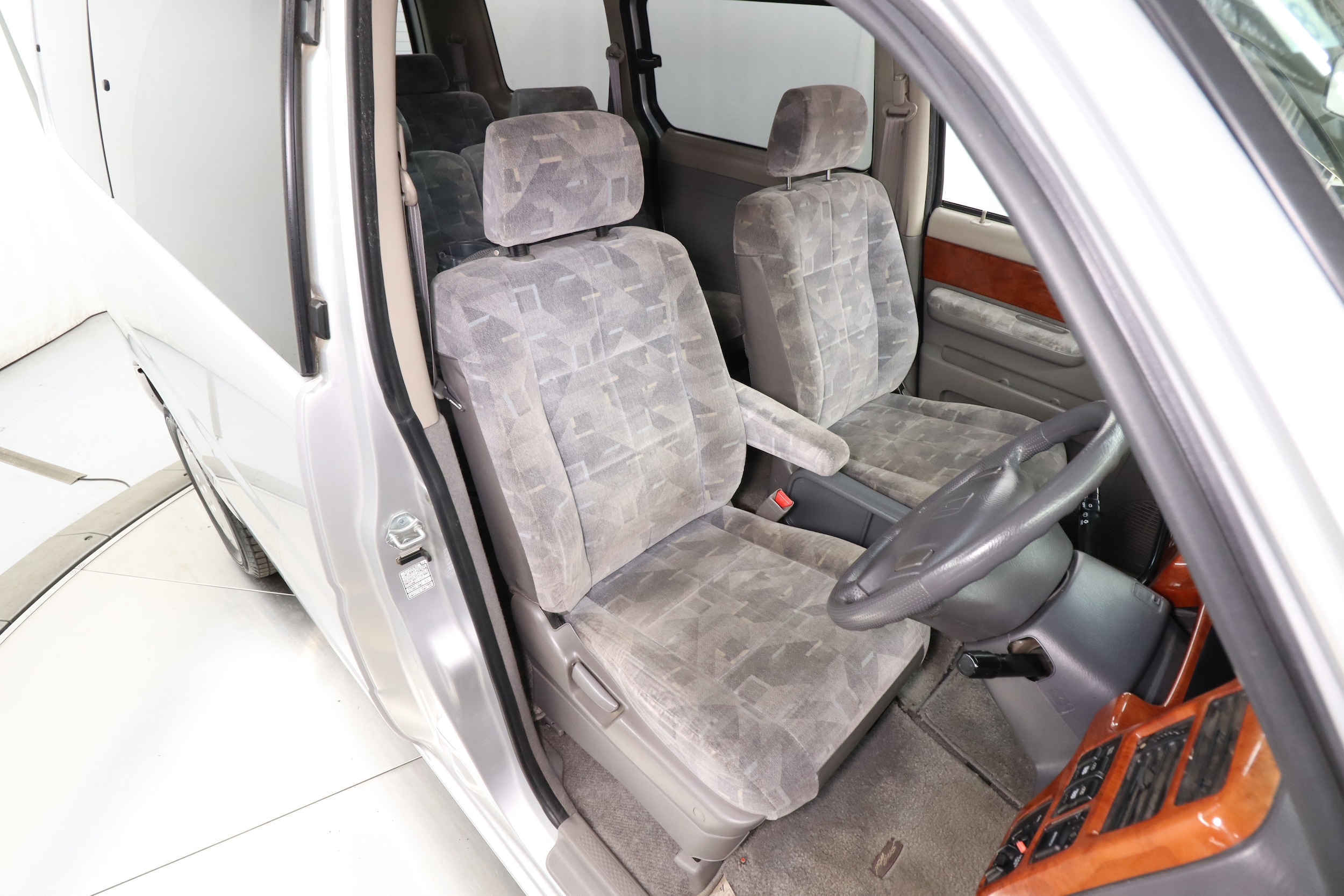 1998 Honda StepWgn 21