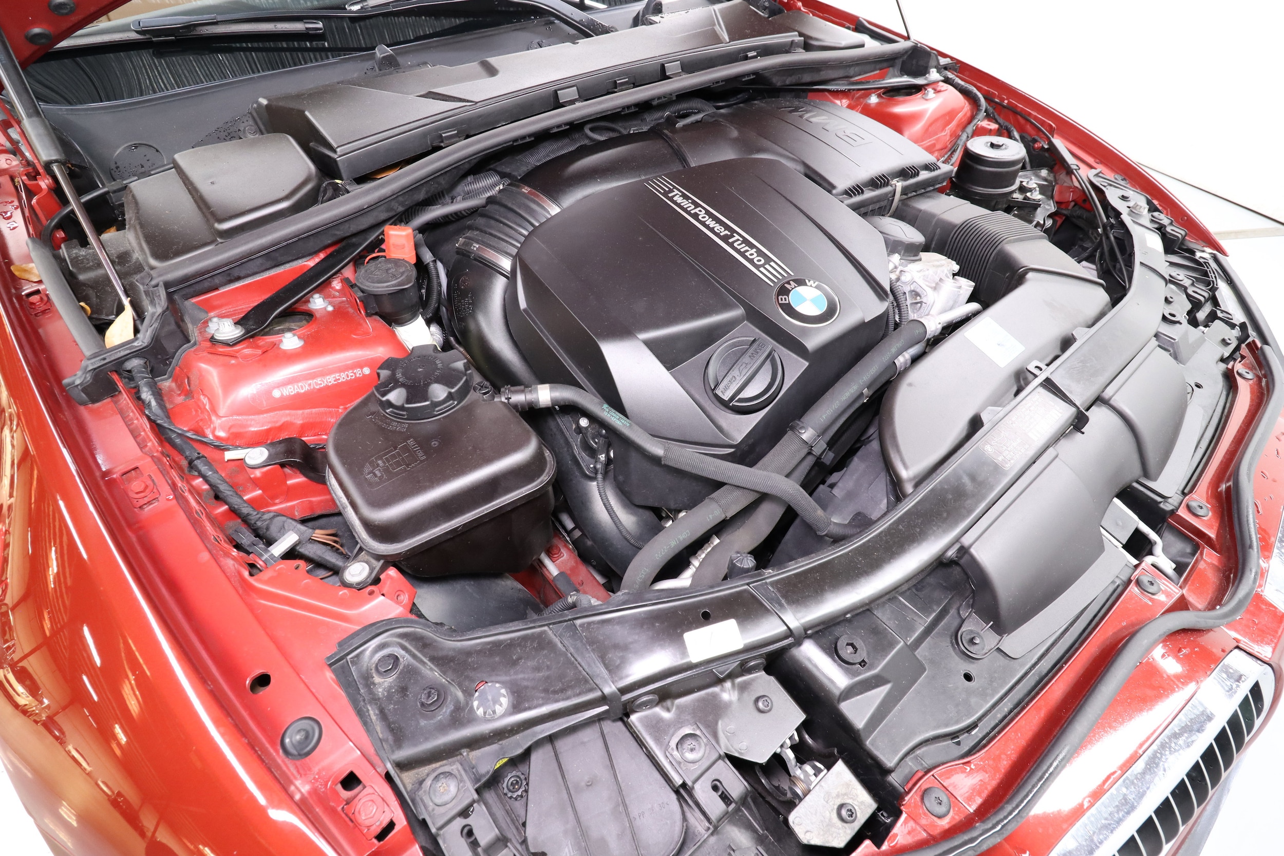 2011 BMW 3 Series 31