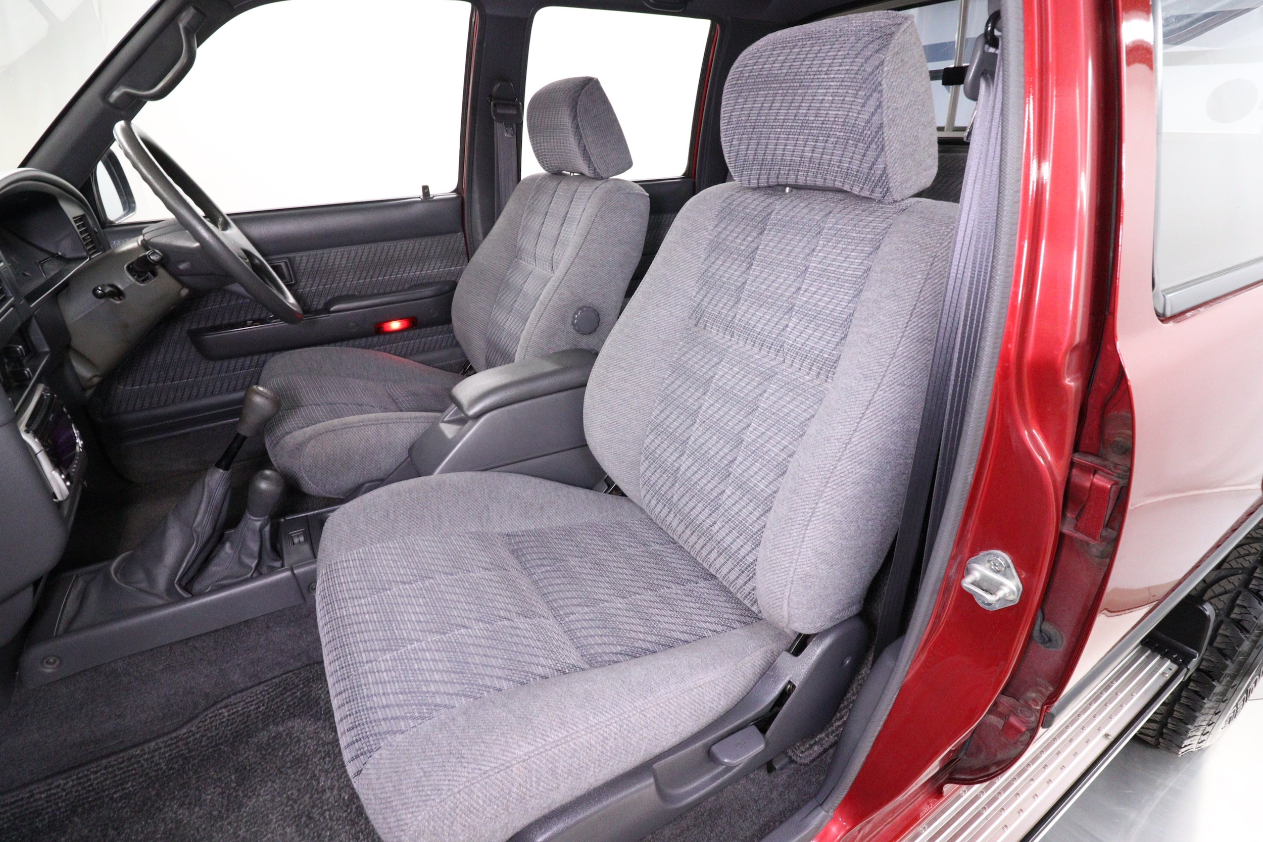1993 Toyota Hilux 18