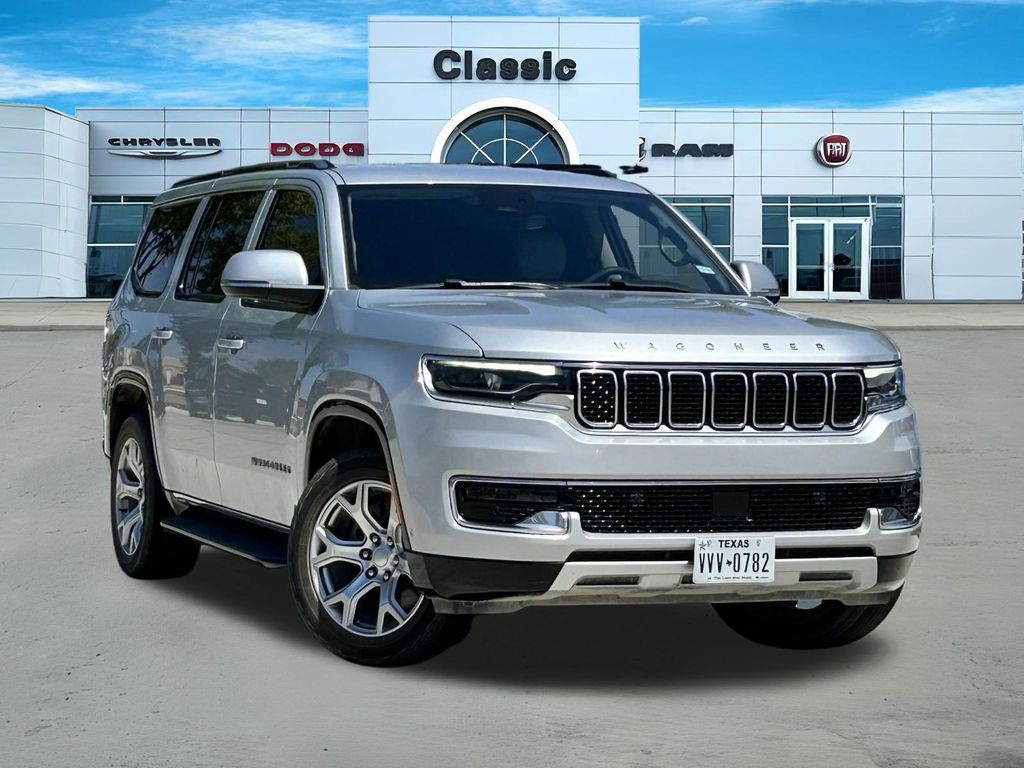 2022 Jeep Wagoneer Series II's photo
