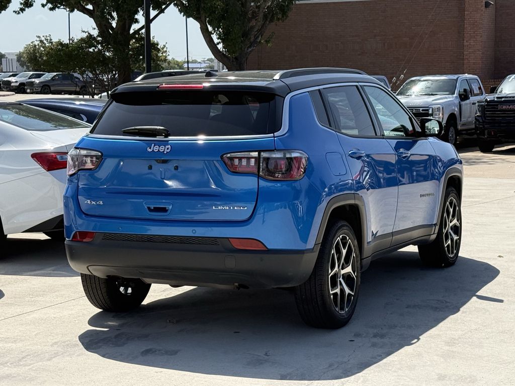 2025 Jeep Compass Limited - Photo 4