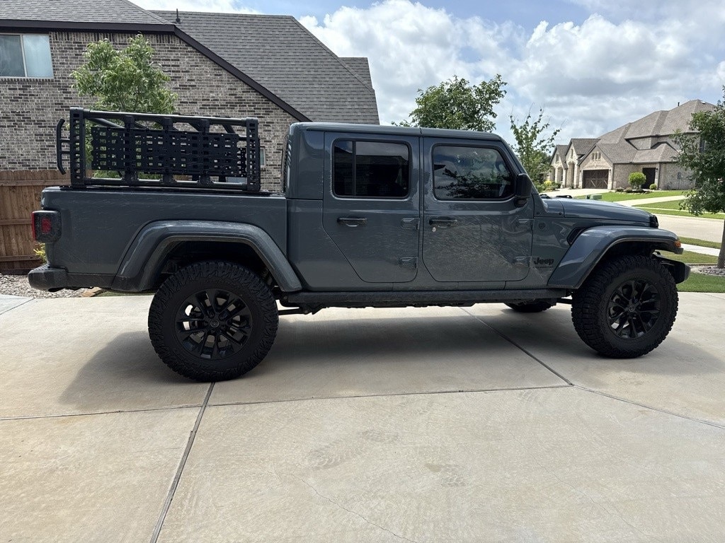 Used 2025 Jeep Gladiator Nighthawk Truck Crew Cab