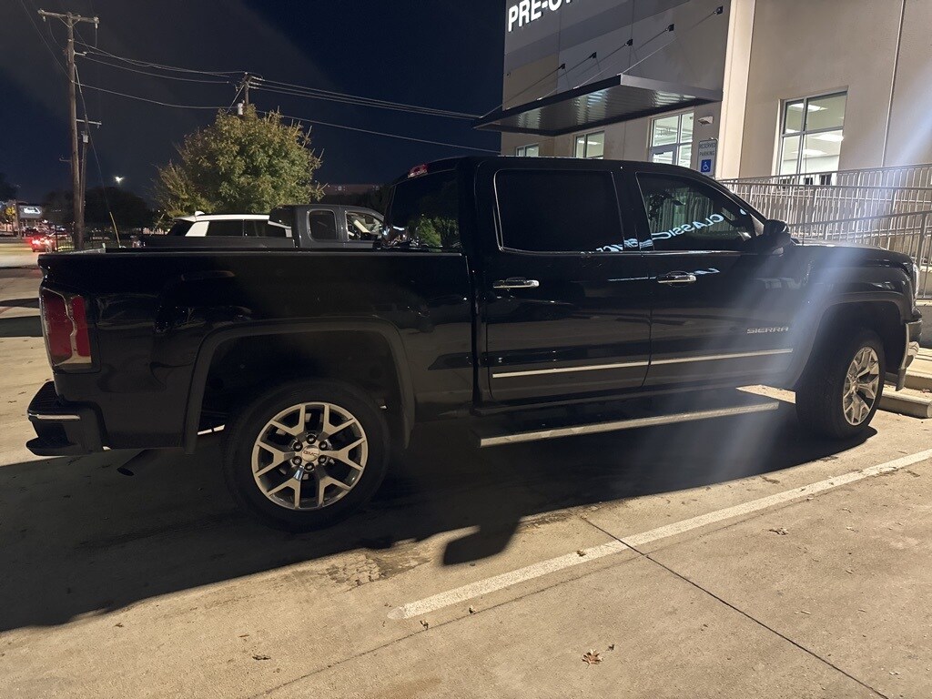 2017 Gmc Sierra 1500 SLT photo 4