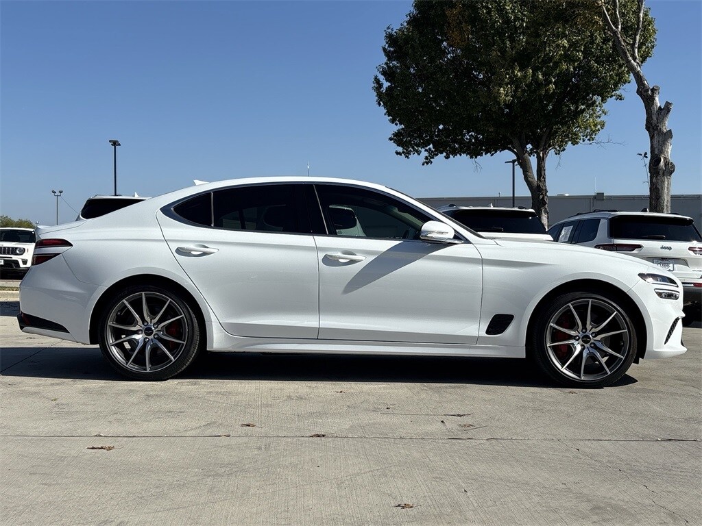 2025 Genesis G70 2.5T photo 2