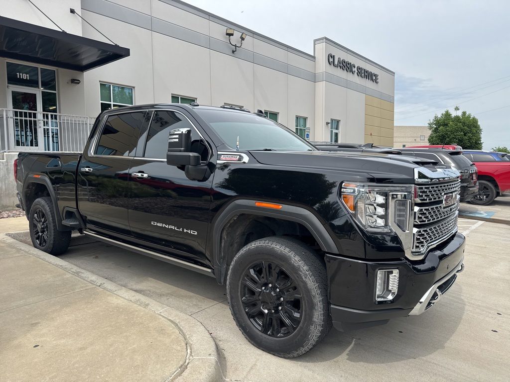 2022 GMC Sierra 4WD Crew Cab Standard Box Denali's photo