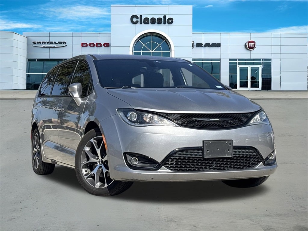 2018 Chrysler Pacifica