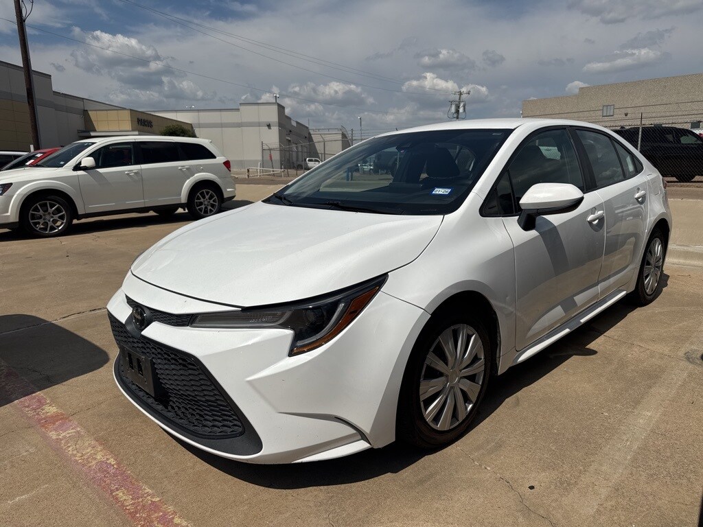 2022 Toyota Corolla LE photo 2