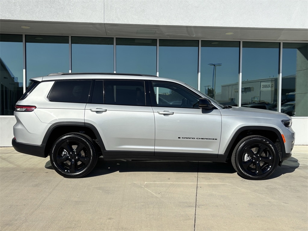 New 2025 Jeep Grand Cherokee L LIMITED 4X2 Sport Utility