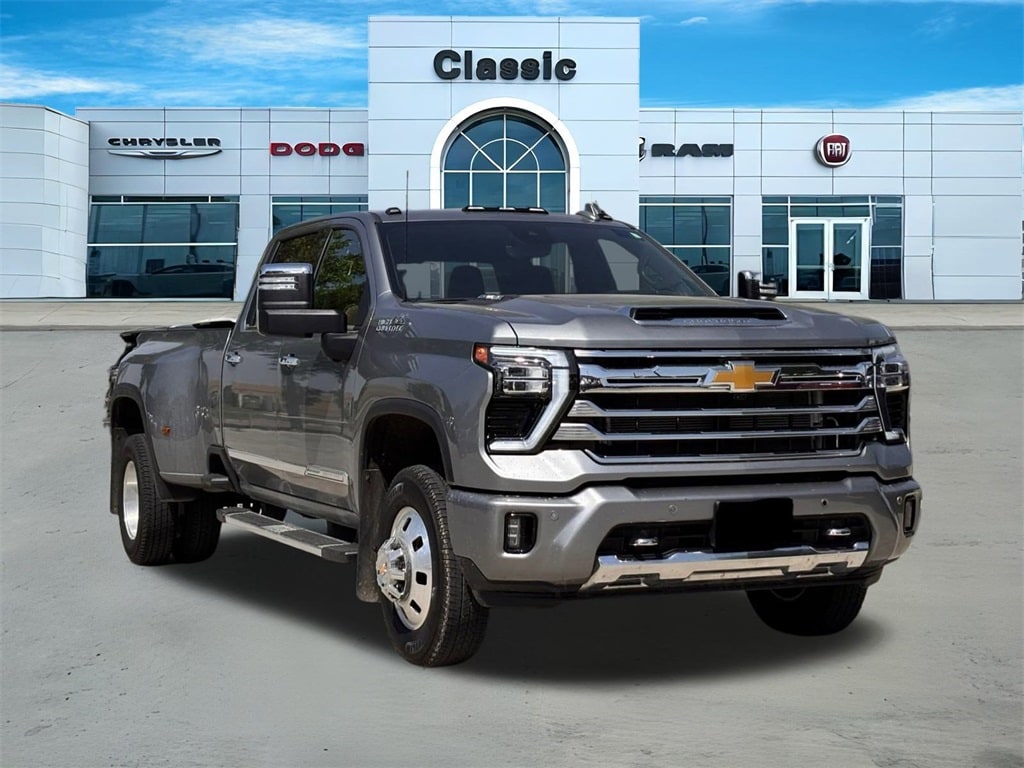 Used 2024 Chevrolet Silverado 3500HD High Country with VIN 1GC4YVEY9RF244066 for sale in Arlington, TX
