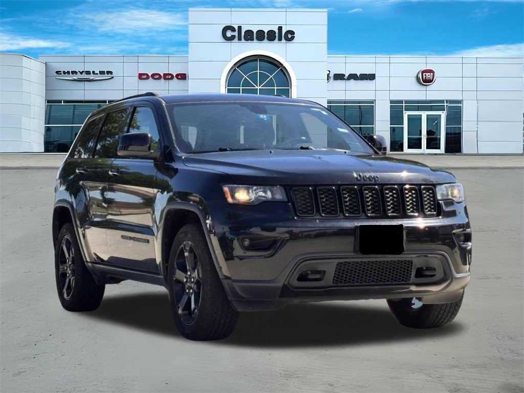 Used 2019 Jeep Grand Cherokee Upland with VIN 1C4RJFAG4KC596055 for sale in Arlington, TX