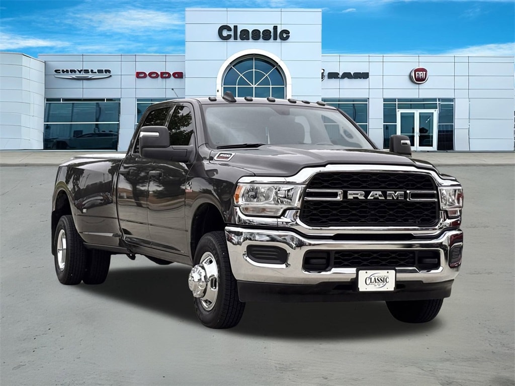 Used 2024 RAM Ram 3500 Pickup Tradesman with VIN 3C63RRGL9RG359080 for sale in Arlington, TX