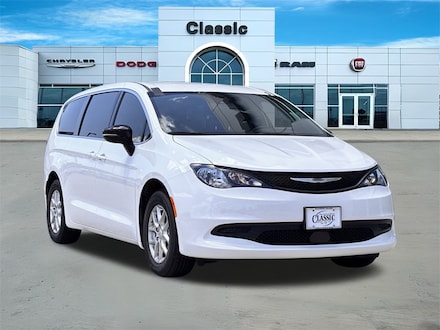 2025 Chrysler Voyager LX Cargo Van
