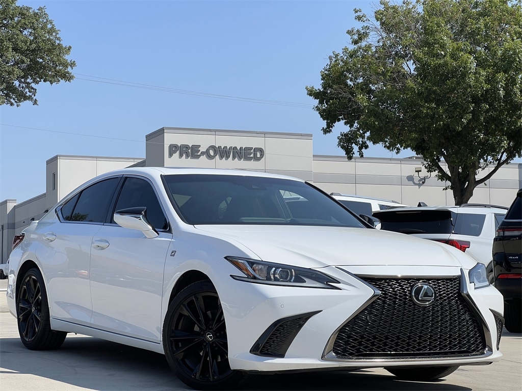 2022 Lexus ES