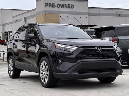 2022 Toyota RAV4 XLE Premium SUV