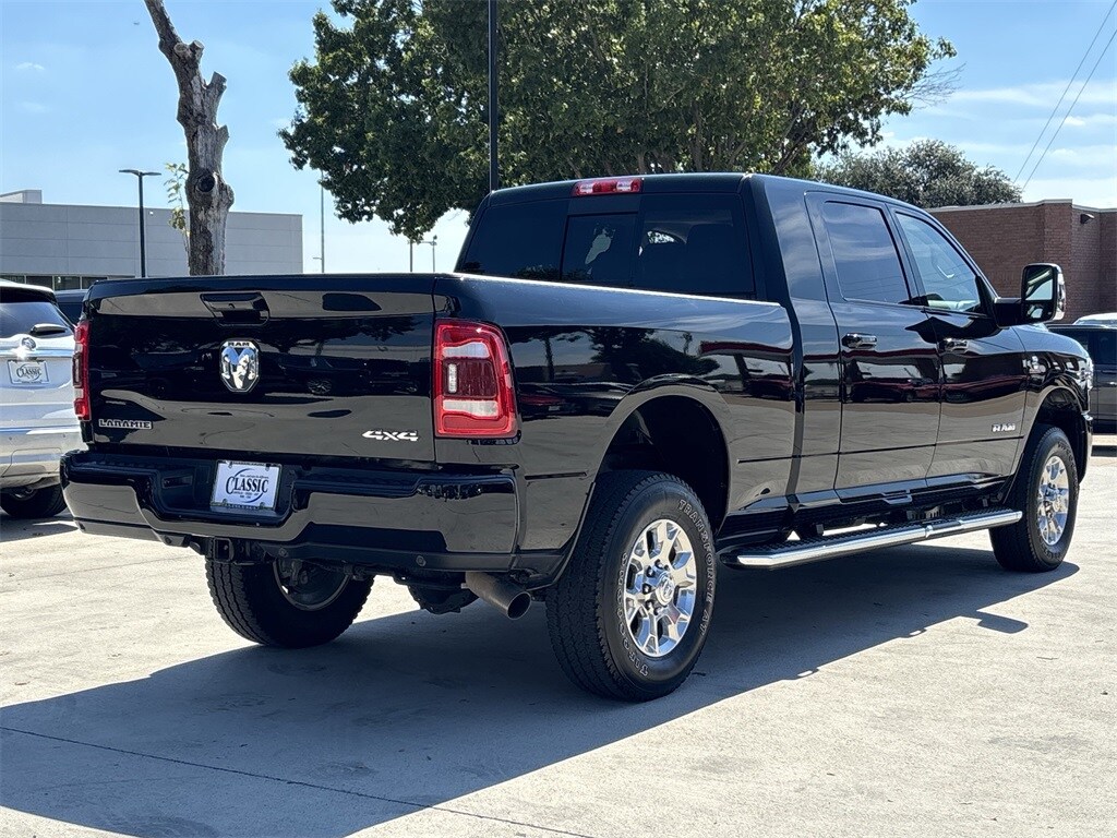2024 Ram 2500 Laramie photo 3