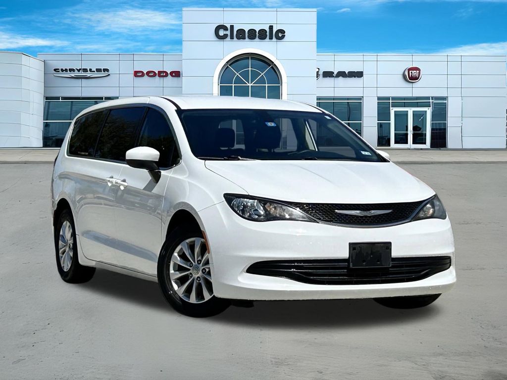 2017 Chrysler Pacifica Touring