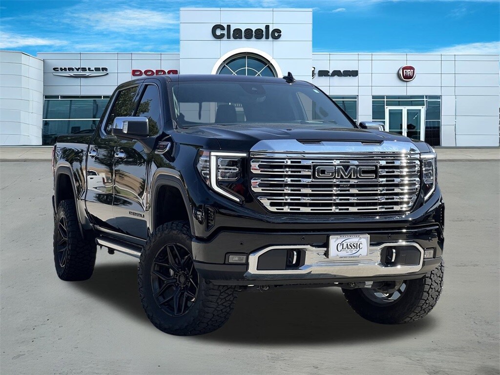 2024 Gmc Sierra Denali photo 2