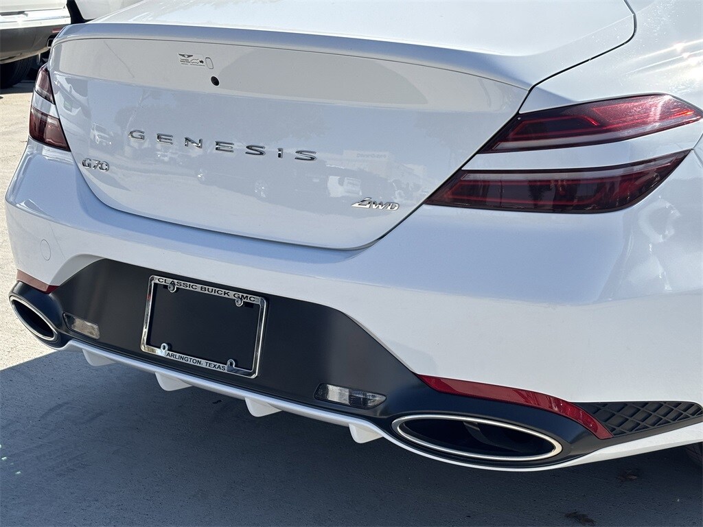 2025 Genesis G70 2.5T photo 4